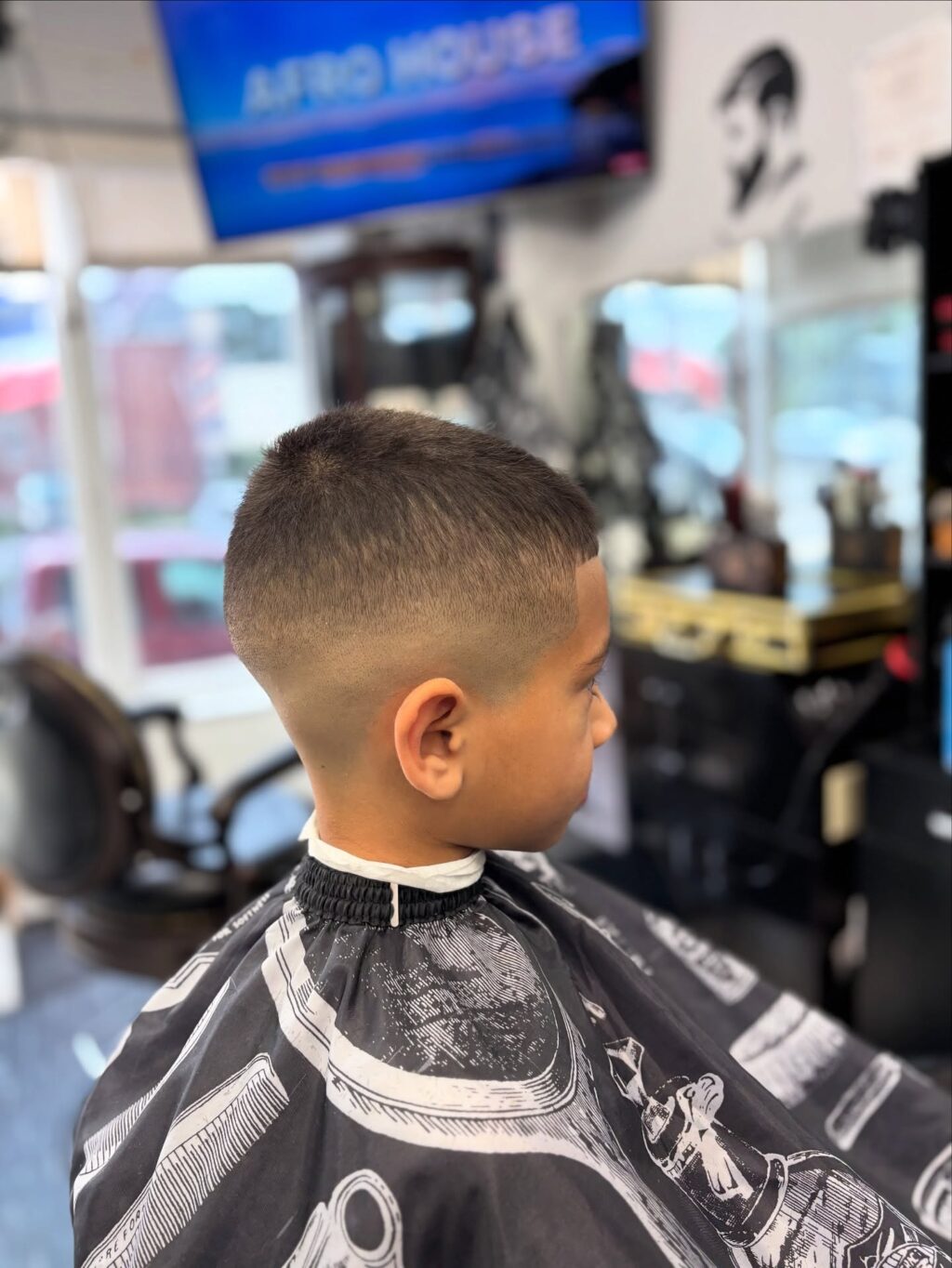 Instagram post from 4menbarbershop_maine. This post is in position 31.