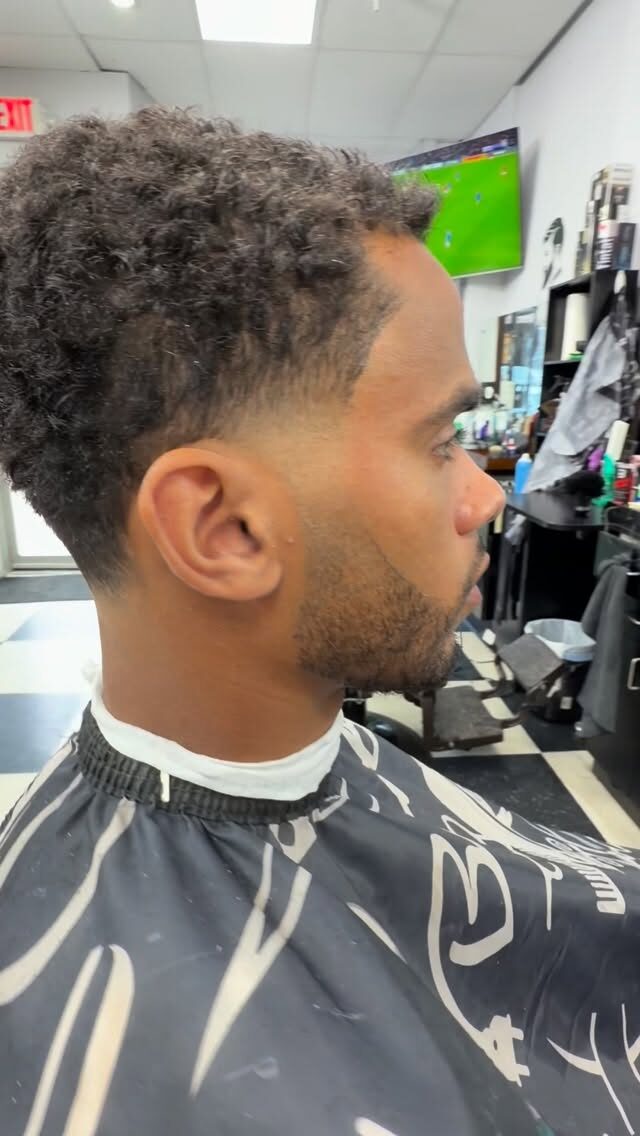 Instagram post from 4menbarbershop_maine. This post is in position 3.